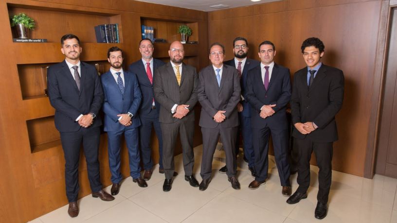 Entenda, com Lucas Gomes Mochi, o papel da liderança de Rodrigo Gonçalves Pimentel na condução de empresas em recuperação judicial.