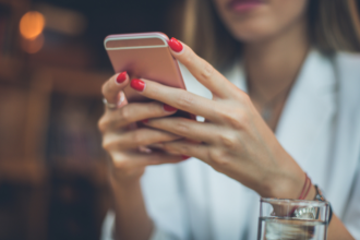 WhatsApp com anúncios em 2026: como a nova estratégia pode transformar o uso do aplicativo